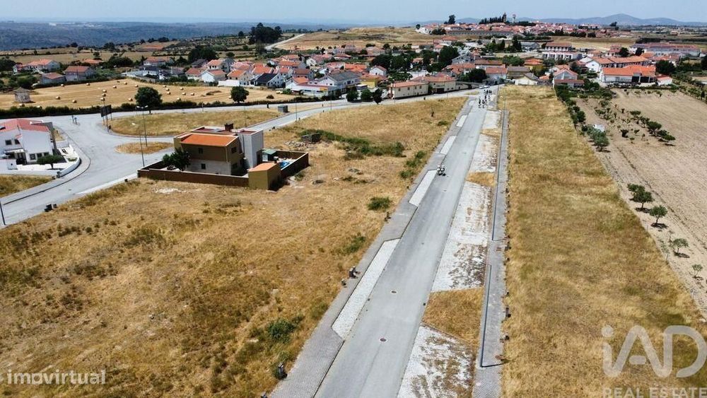 Terreno em Almeida de 550,00 m2