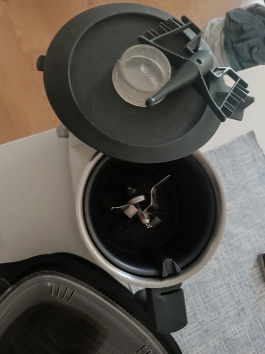 Yammi 1 com todos os acessórios.  NEGOCIÁVEL