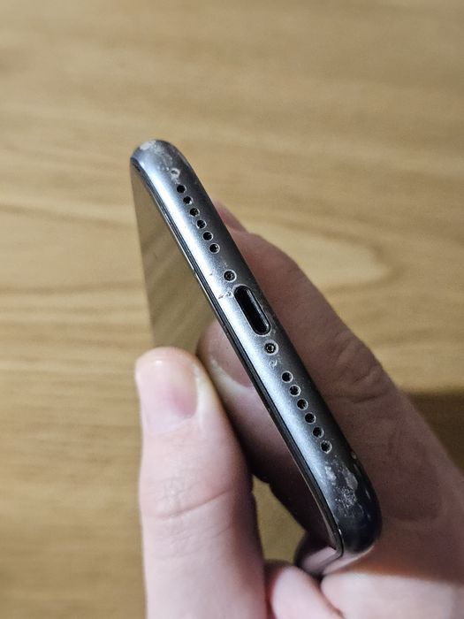 Iphone 11 64gb під ремонт