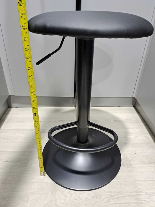 Продам барні стільці