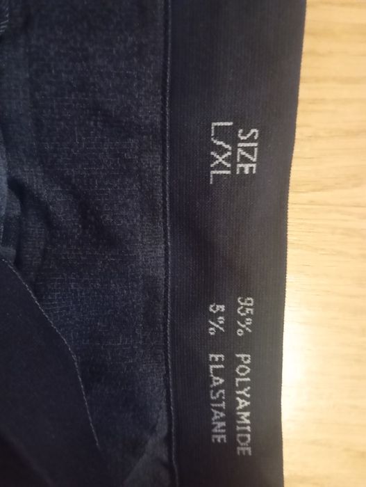 Leginsy Kari tra r L