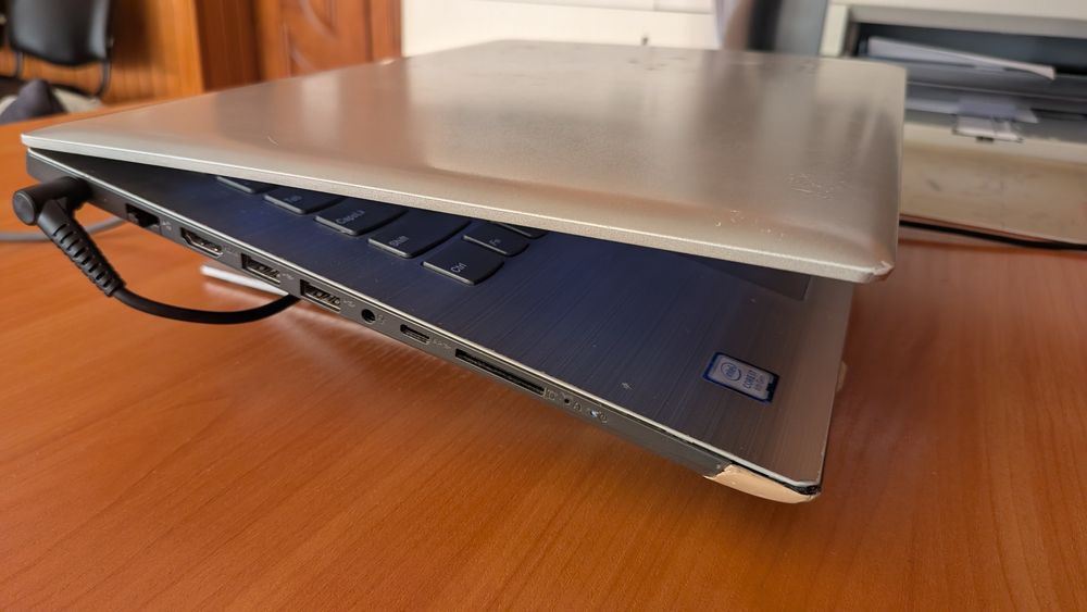 Ноутбук Lenovo Ideapad 330-14ikb 8/256Gb Intel i7-8550U