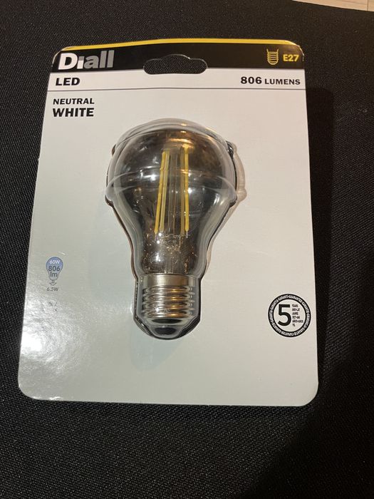 Żarówka LED Diall GLS E27 806 lm 4000 K