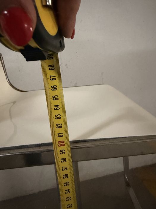 Conjunto de 5 cadeiras altas