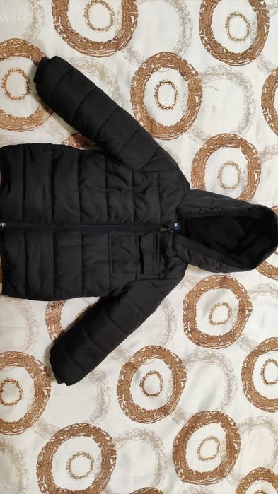 Продам дитячу курточку