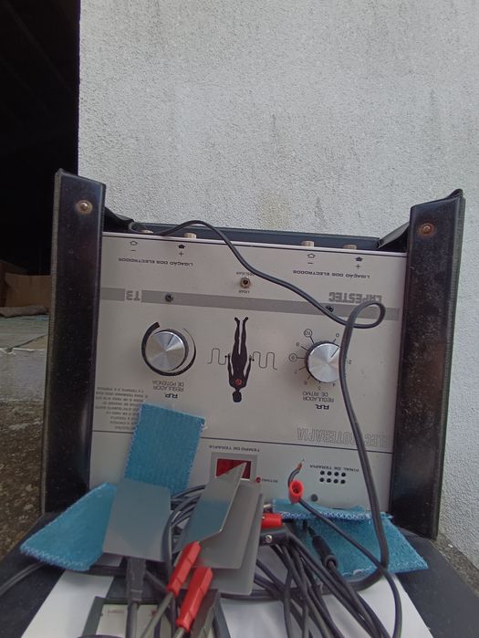 Máquina de Electroterapia