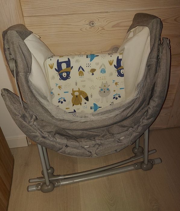 Kołyska niemowlęca