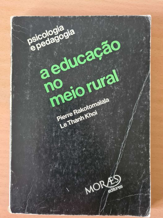 Livro "A Educação no Meio Rural" de Pierre Rakotomalala e L Thanh Khoi