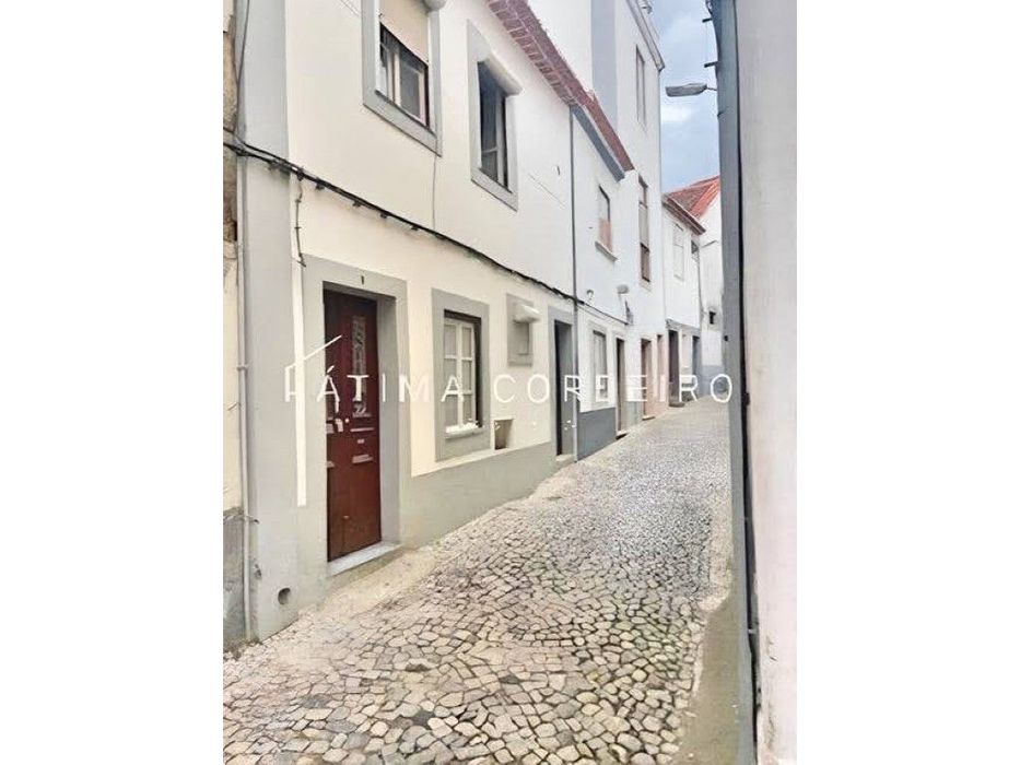 Excelente Moradia T2 no Centro Histórico de Santarém