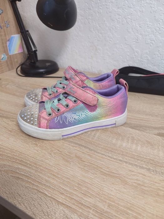 Кросівки на дівчинку з Кетчер с