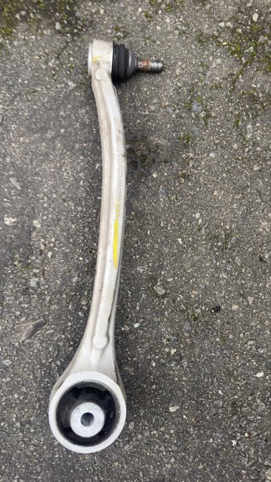 Нижні передні прямі ричаги та криві(банани) TESLA S