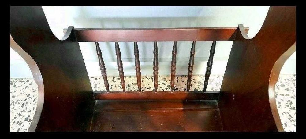 Mesa de Apoio c/ Porta-Revistas
