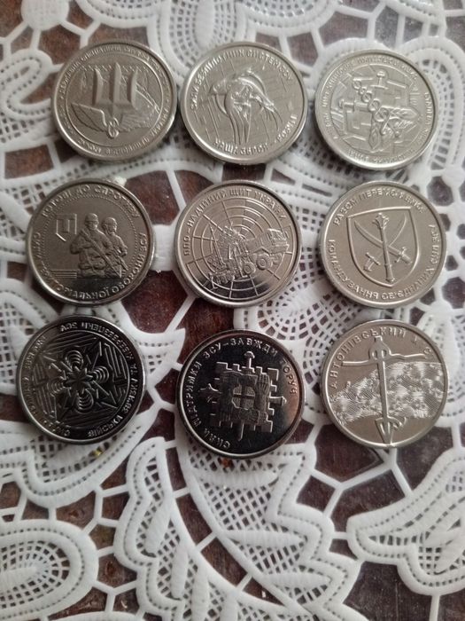 Монети 10гривень