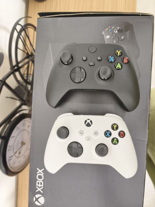 Xbox series X + 2 comandos