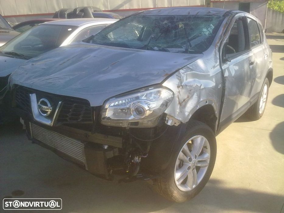Traseira / Frente /Interior Nissan Qashqai DCI 2012