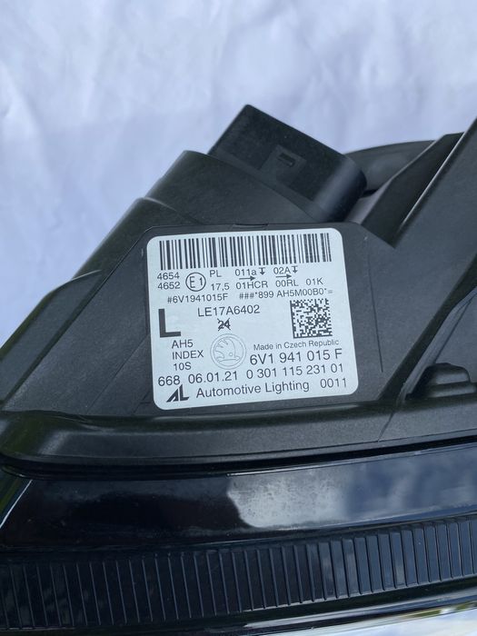 Фара Škoda Fabia 3 ліва