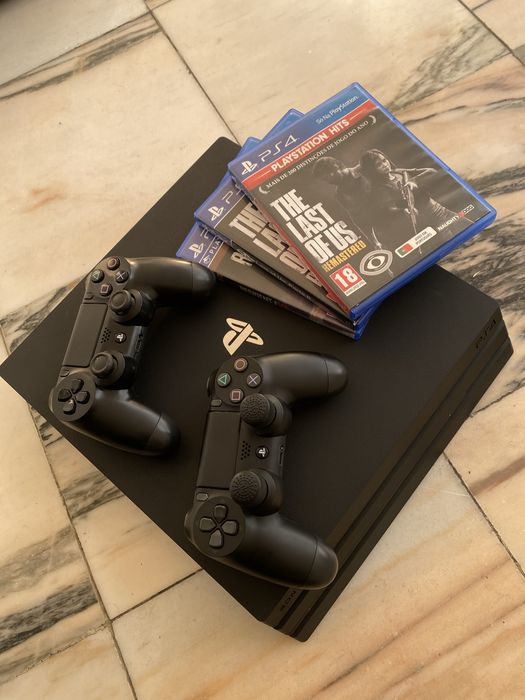Ps4  Pro  1Tb como novo