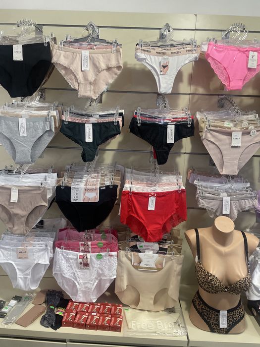 Розпродаж білизни за оптовими цінами