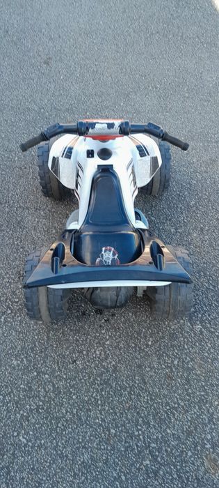 Moto 4 eletrica 12v