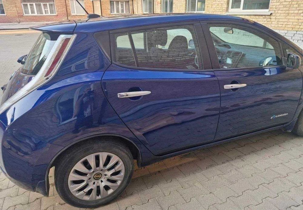 Продам Nissan Leaf 2017, 30kw