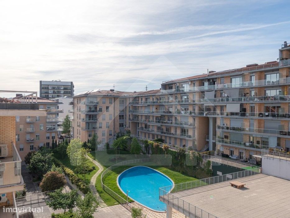 Apartamento T2 | Condomínio IN RIO | Quinta da Portela — Santo António dos Olivais, Coimbra