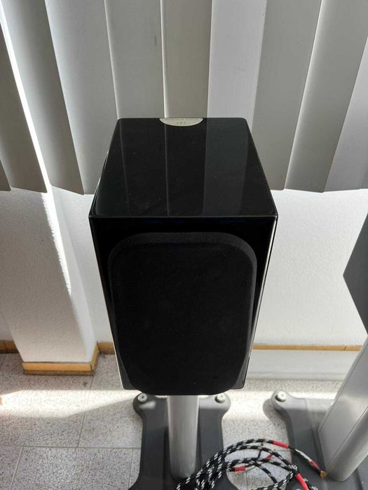 Colunas Monitor Audio GS10 + Suportes