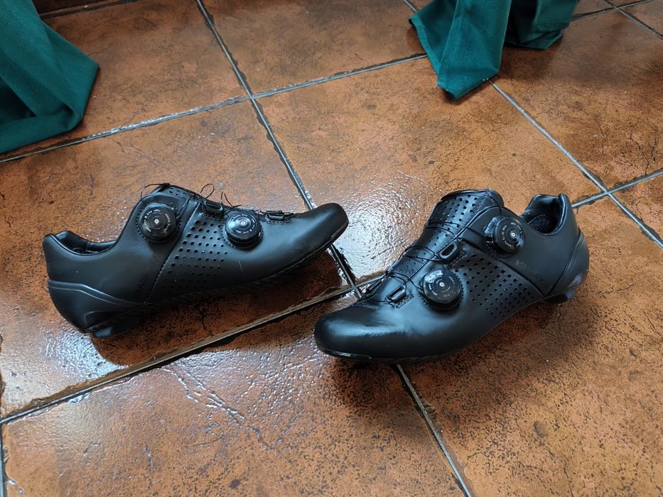 Sapatos de ciclismo carbono 42