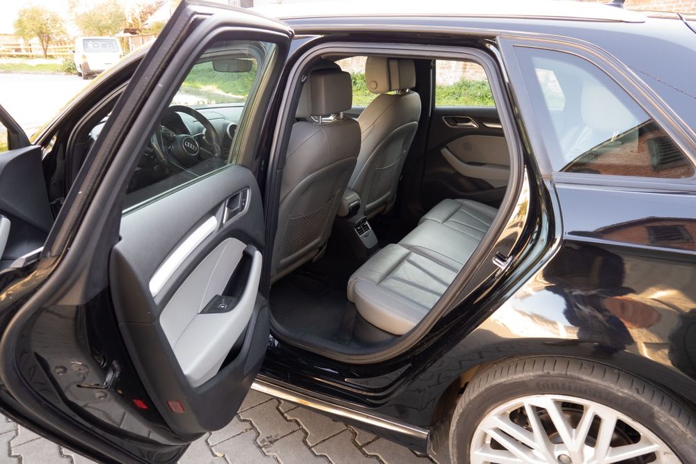 Audi A3 E-tron Sportback Hybrid Ауді А3 Етрон Електро