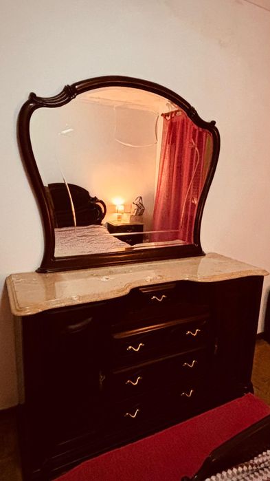 Vendo cómoda com espelho grande