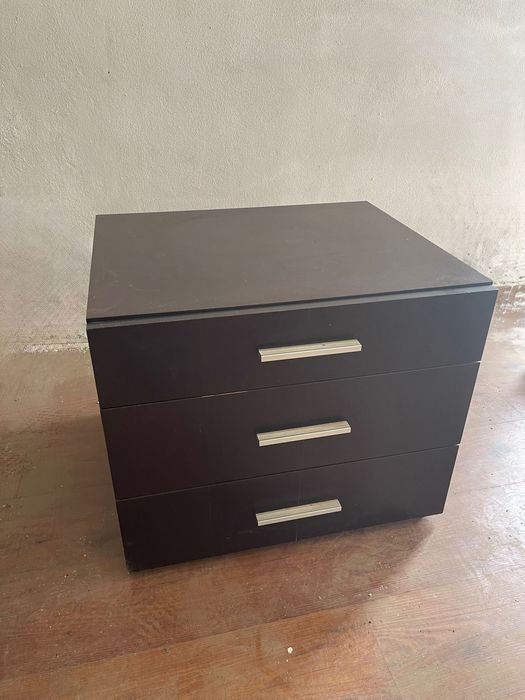 Conjunto de mesas de cabeceira