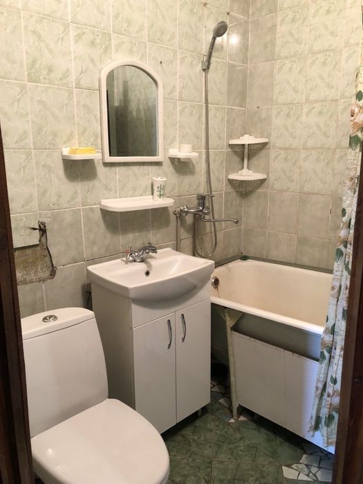 Здам 1 кімнатну квартиру на Харківській 7 поверх 3