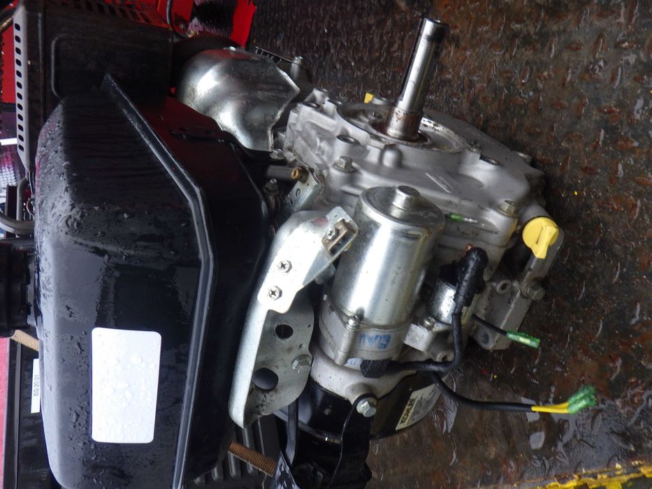 Silnik Spalinowy Duzy  Mocny Przemyslowy KOHLER +Briggs&stratton