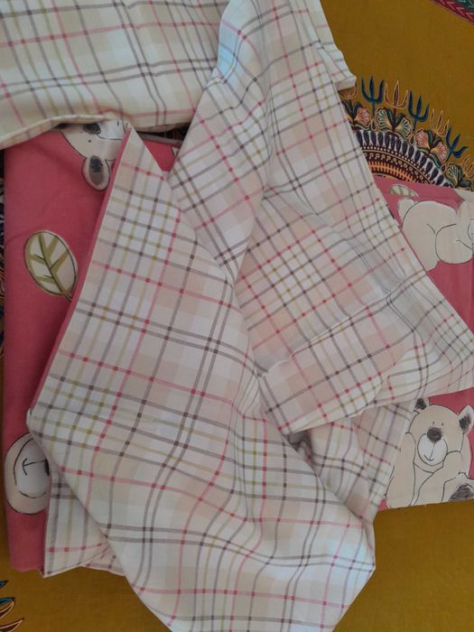 Capa de edredon e fronha