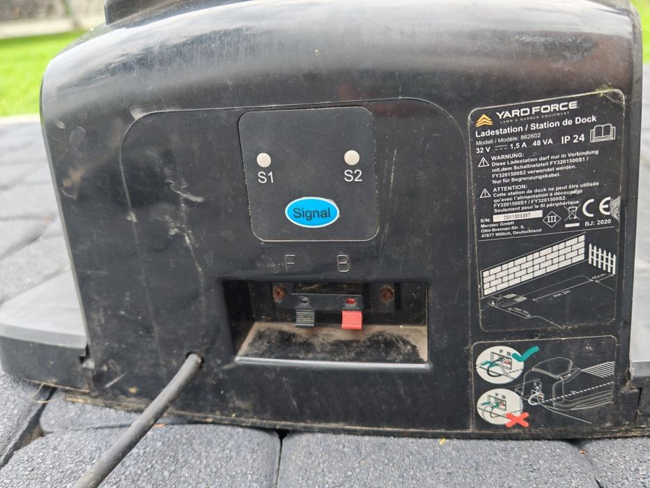 Stacja ładowania do robota koszącego yard force 32v