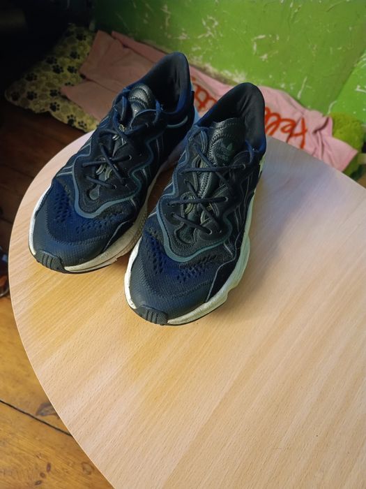 Buty Adidas ozweego 45 i 1/3