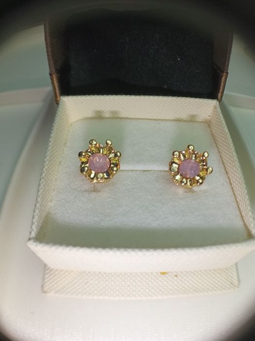Srebro pozłacane kolczyki sztyfty 925 różowe oczko