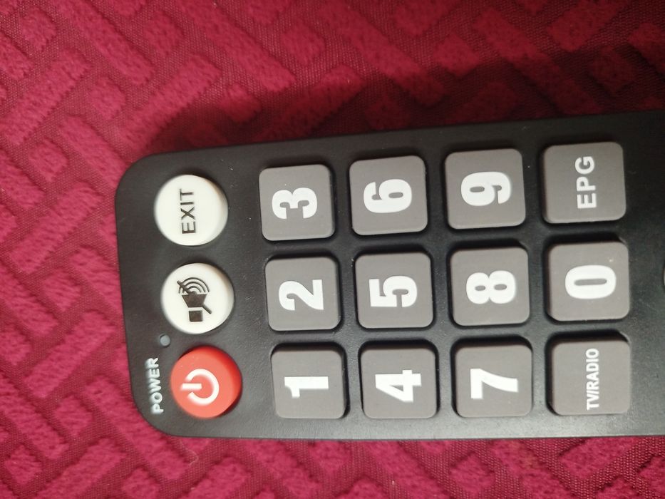 Pilot Tesla TE 401  do dekodera Senior DVB-T 2