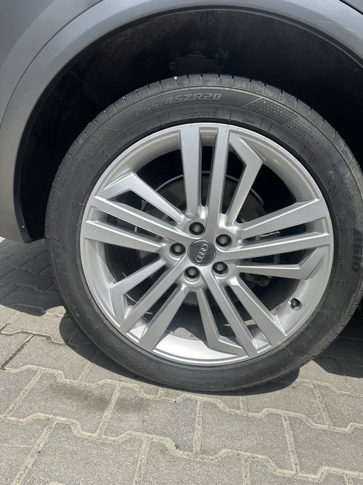 Audi Q5 2020 Premium Plus Quattro з бензиновим двигуном 2.0 TFSI