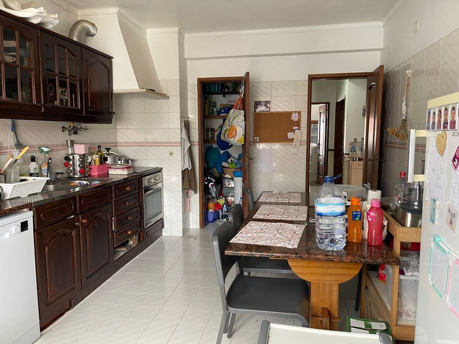 Oportunidade T2+Box no centro Ericeira