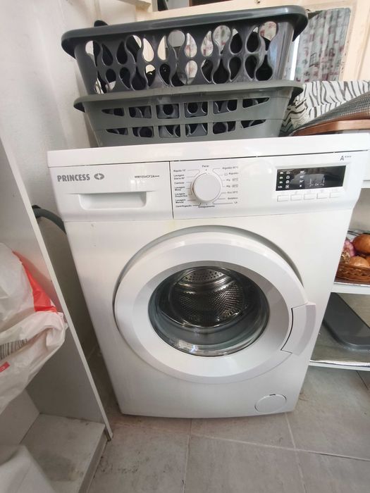 Máquina de lavar como nova