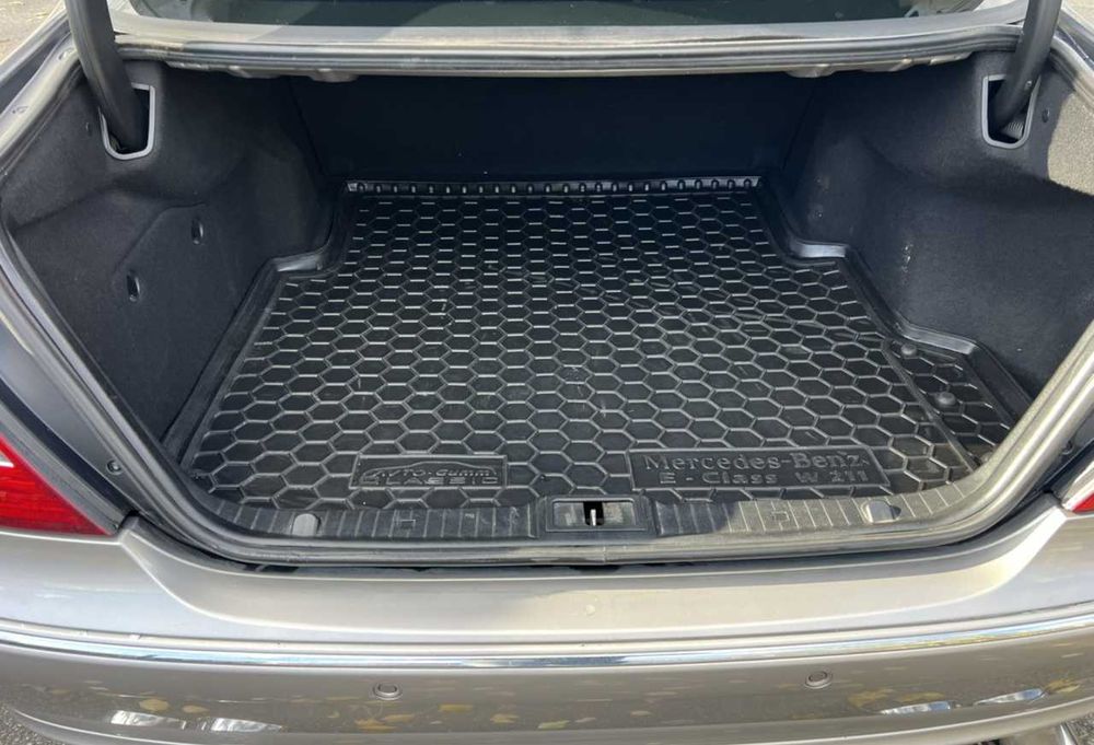 Мерседес W211 E350 4Matic 2005