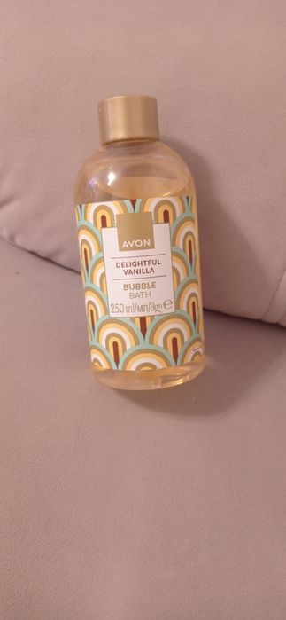 Płyn do kąpieli Delightful Vanilla Avon