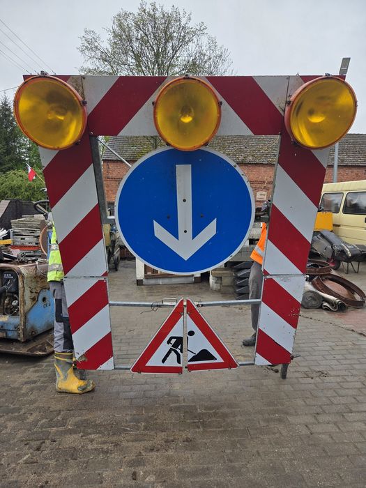 Oświetlenie drogowe specjalne