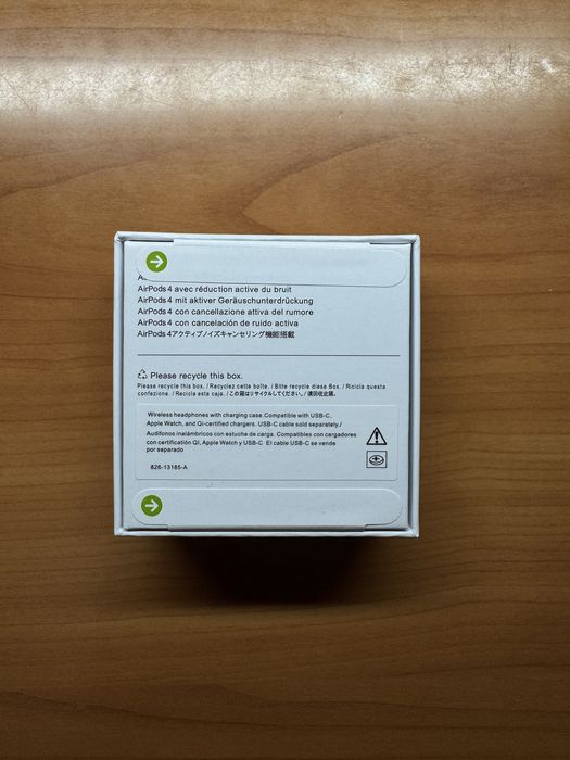 Безпровідні навушники Airpods 4 ANC