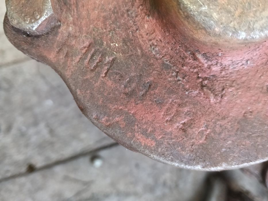 stary solidny Ruchcug