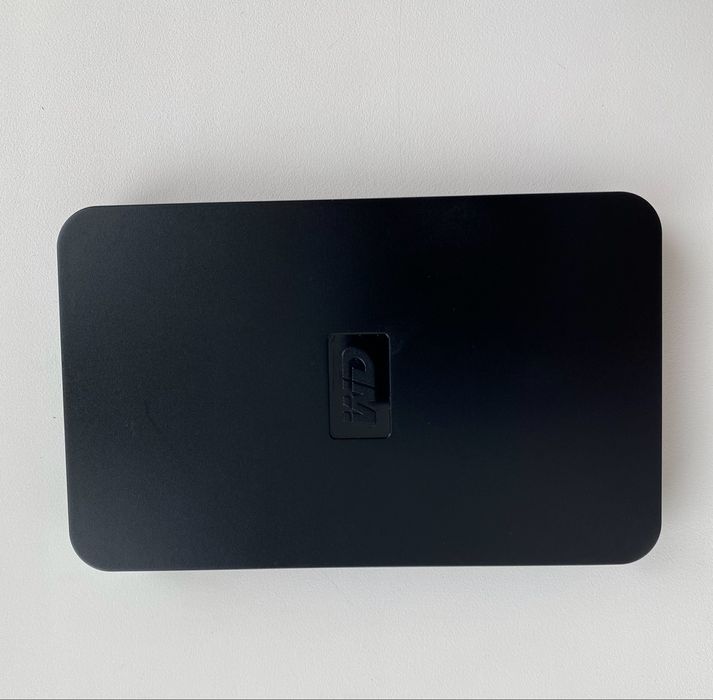 Жорсткий диск Western Digital 500GB WDBAAR5000ABK-00