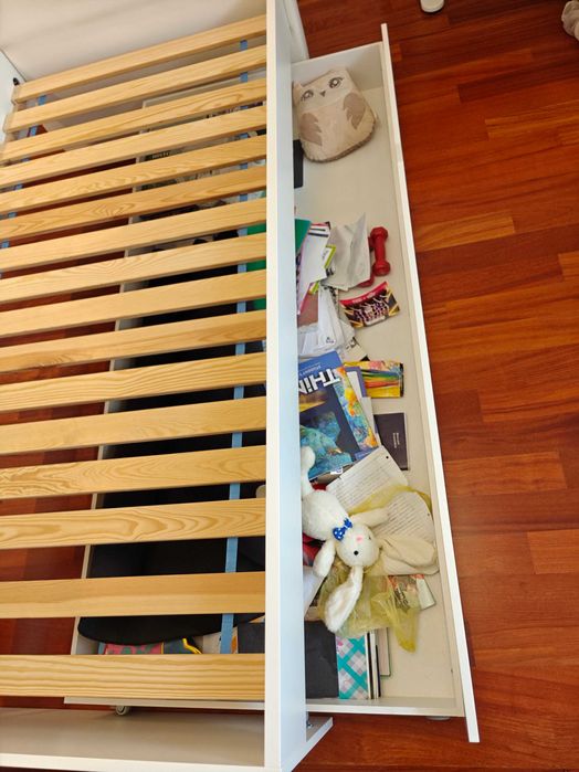 Łóżko młodzieżowe Meblik Tapicerowane Białe Materac 190x90 Szuflada