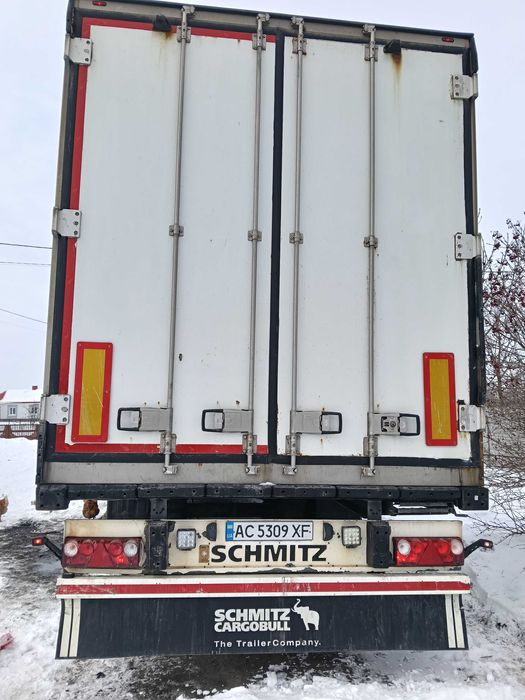 Напівпричіп рефрежиратор шмітз
