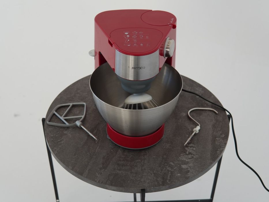 Kenwood KM-28 900W • 3 насадки • чаша 4.3л • робочий стан