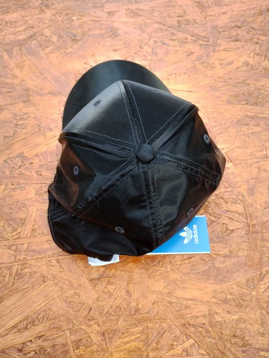 Czapka z daszkiem Aadidas Originals czarna rozmiar M/L